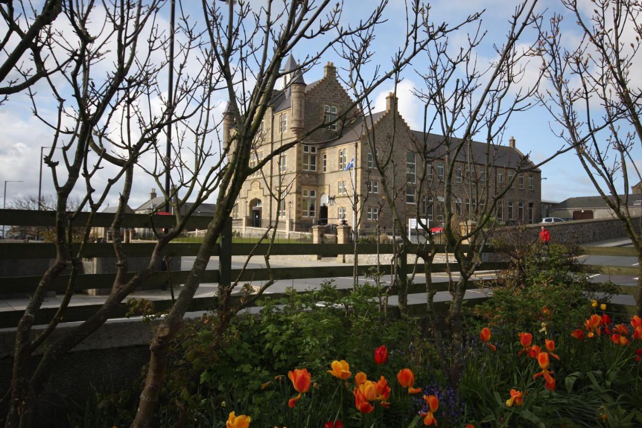 Islesburgh House Hostel Lerwick Exterior photo